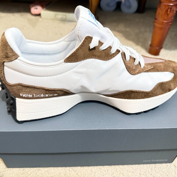Authentic NEW BALANCE U327LG Lifestyle Men\'s Brown-White Athletic Shoes Sz.10.5 main image 4